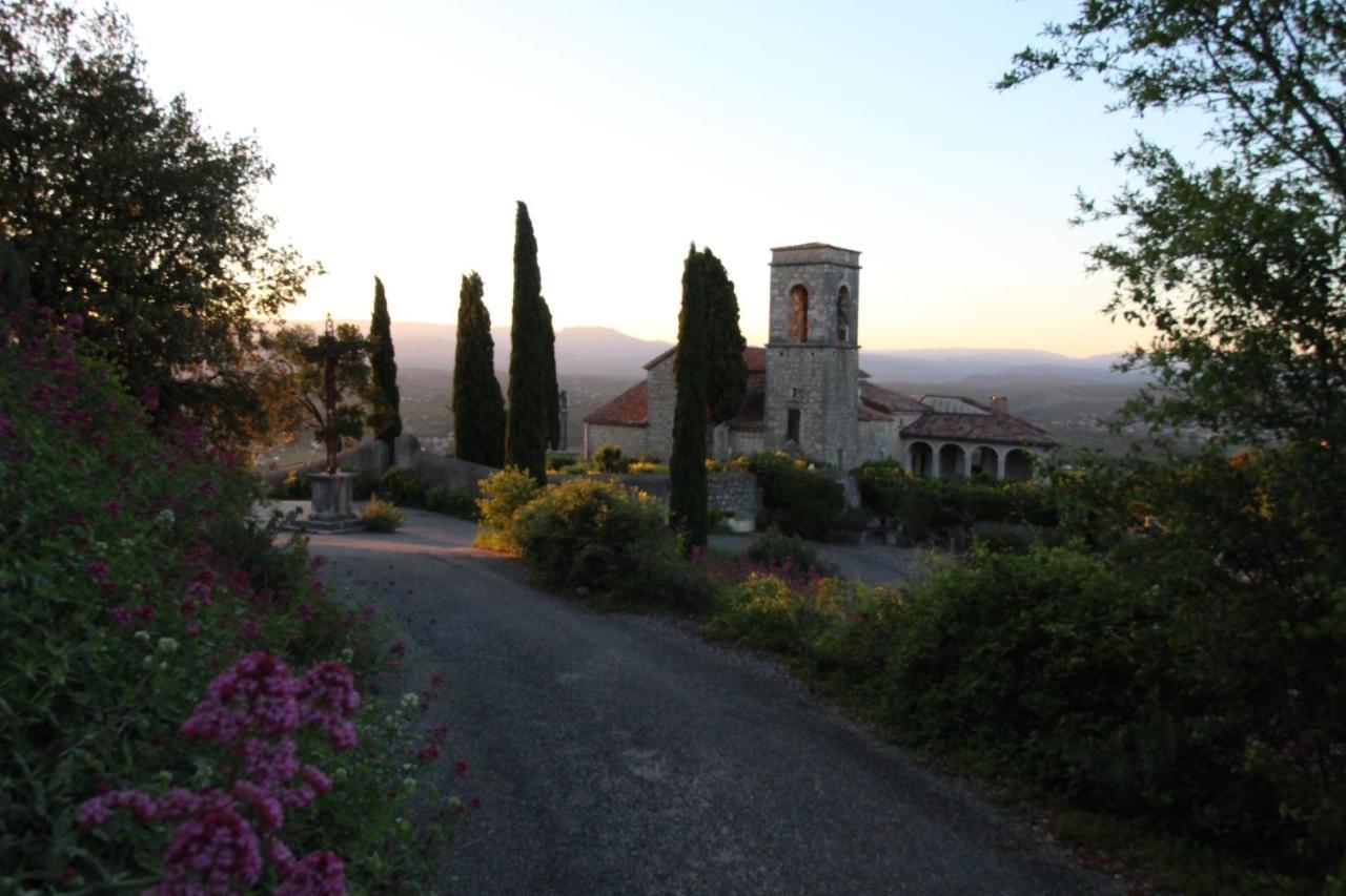 le rocher de Sampzon Exterior foto